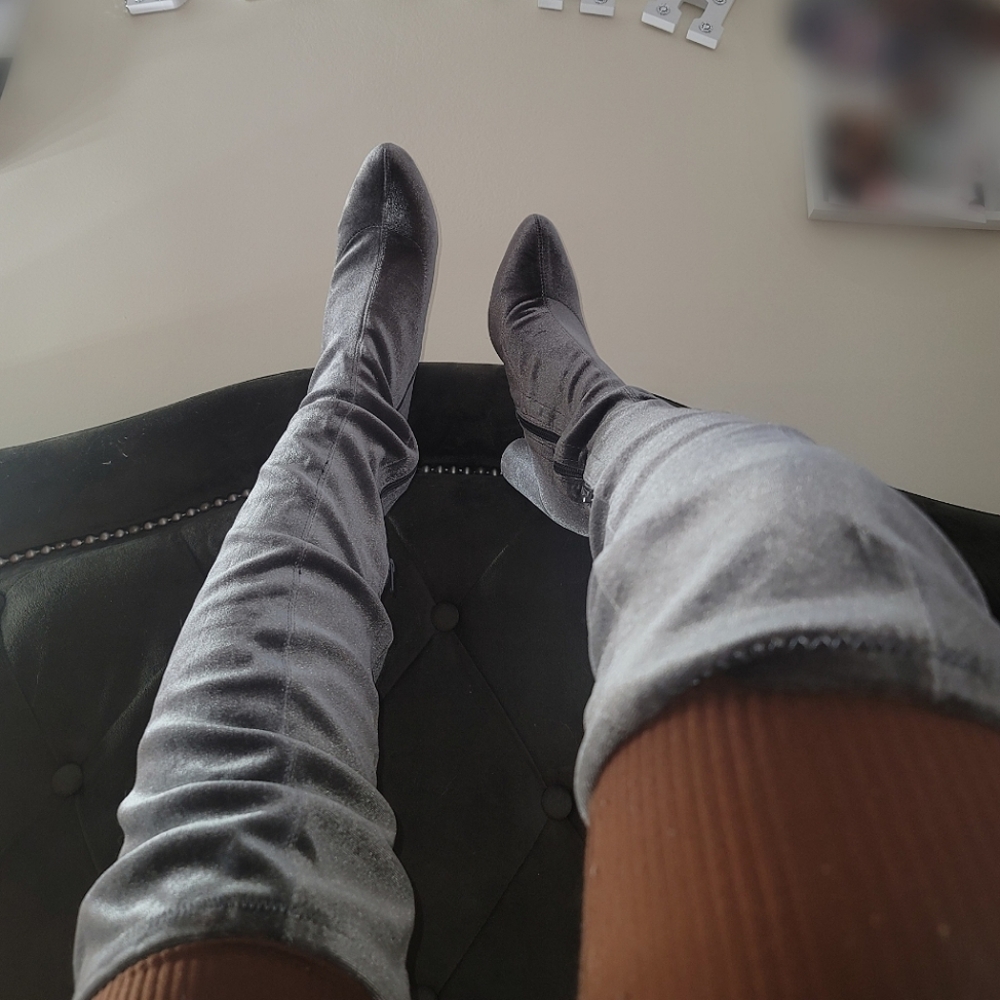 πSasha Grey Heeled Bootπ - Picture 3 of 4